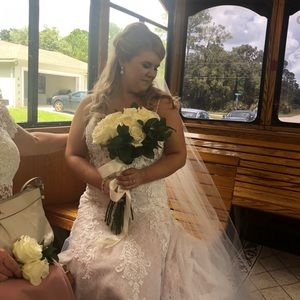 Meet your Posher, Danielle